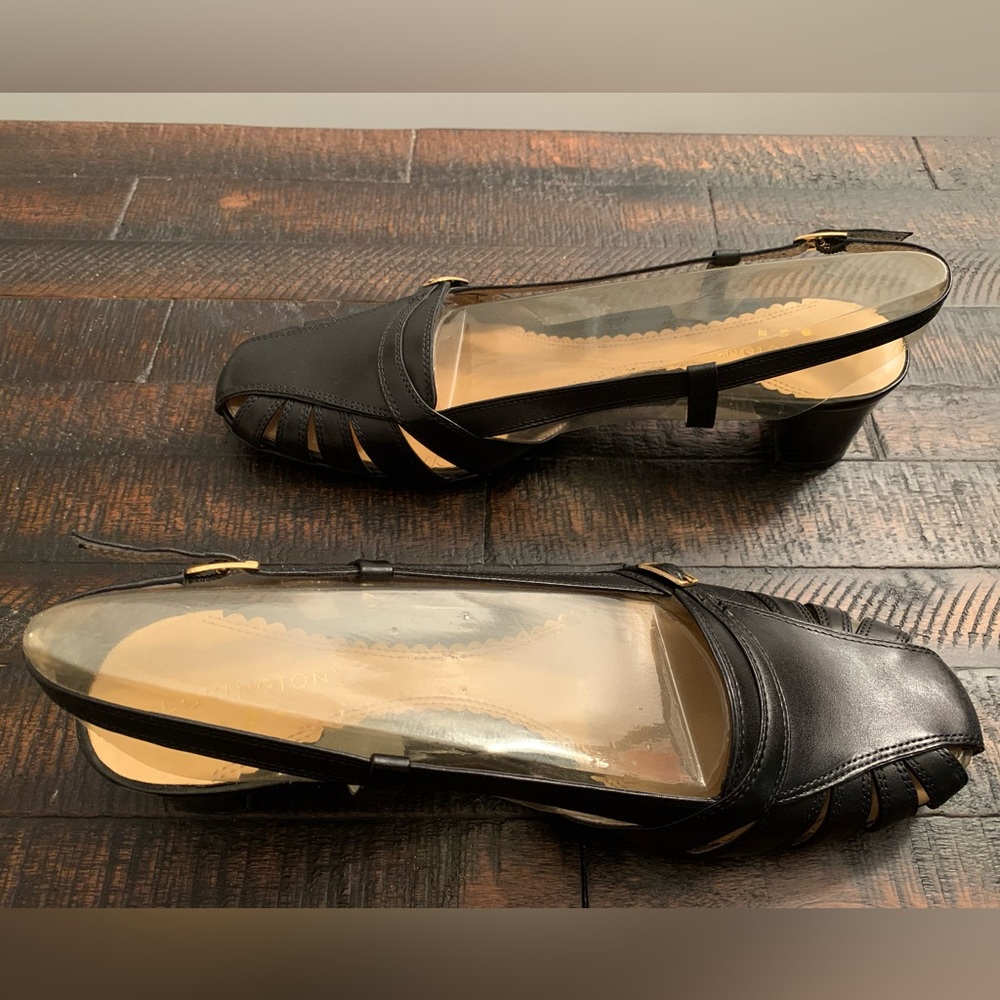 Black | Convigton women’s sandals | Size 10M